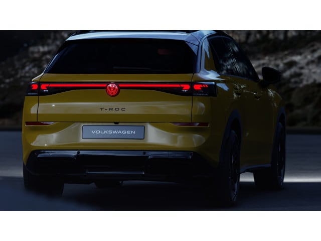 Volkswagen T-Roc 1.5 eTSI DSG R-Line