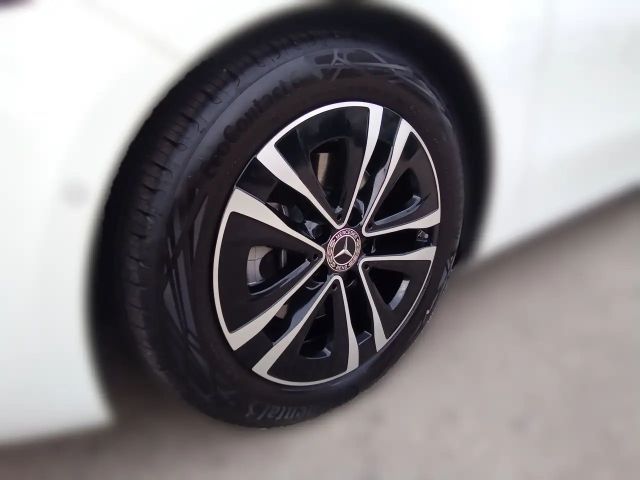 Mercedes-Benz A 180 Hatchback Progressive