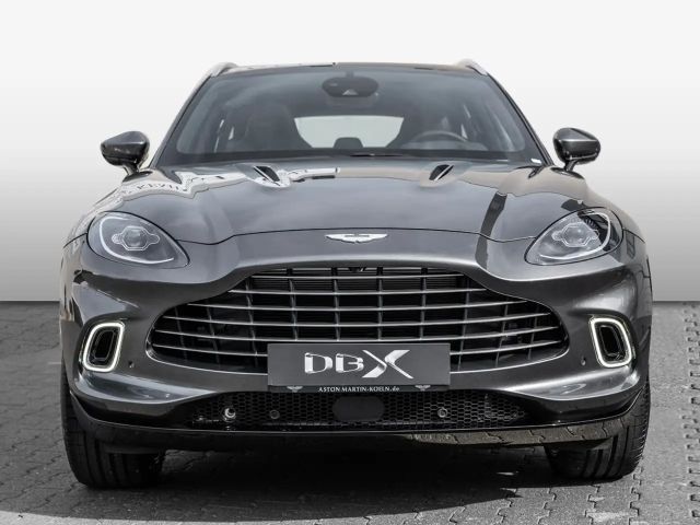 Aston Martin DBX Magnetic Silver