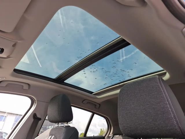 BMW 118 118i Sedan Sport Line