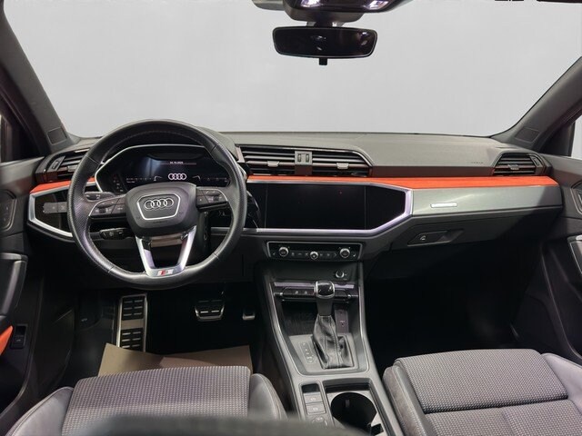 Audi Q3 35 TDI Quattro S-Tronic