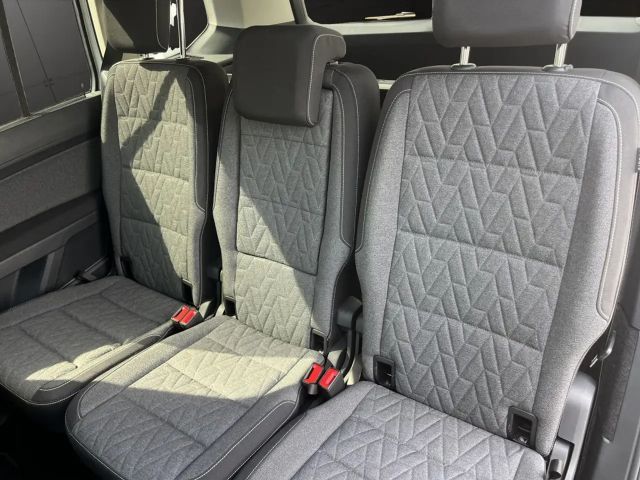 Volkswagen Touran 1.5 TSI Move