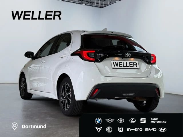 Toyota Yaris Hatchback Hybride Team D