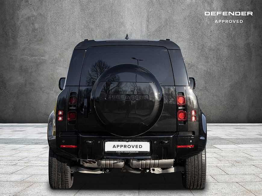 Land Rover Defender 110 Dynamic HSE
