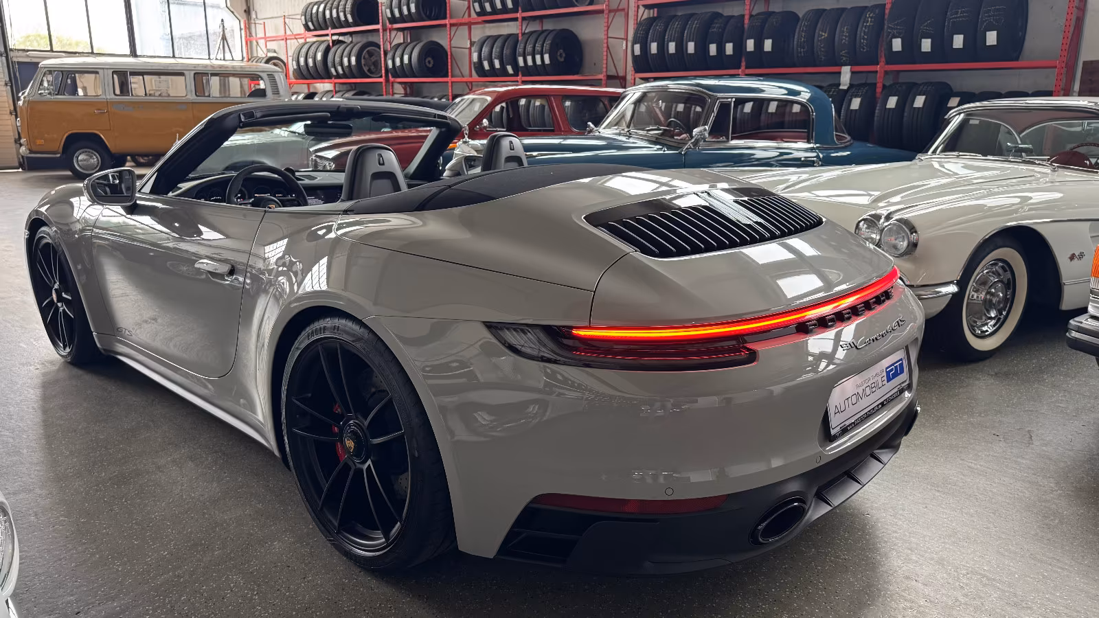 Porsche 911 4 992 Cabriolet Carrera GTS