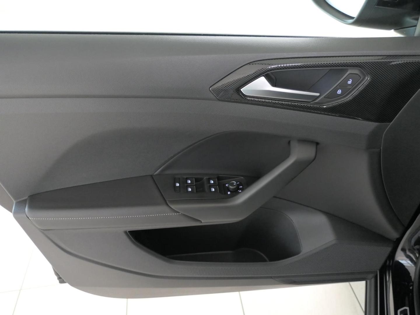 Volkswagen T-Cross 1.0 TSI DSG R-Line