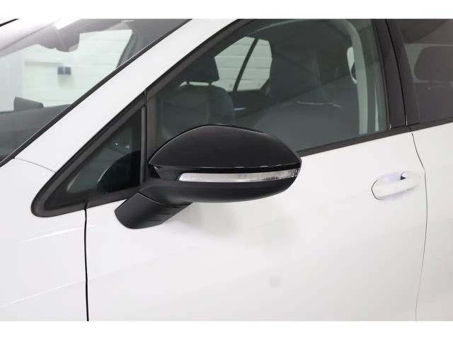 Volkswagen Golf 2.0 TDI DSG Golf VIII