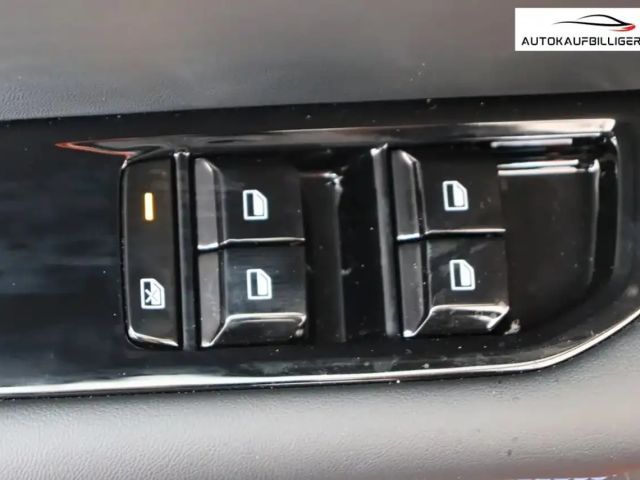 MG MG4 64 kWh Luxury