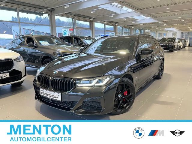 BMW 530 530i M-Sport Touring xDrive