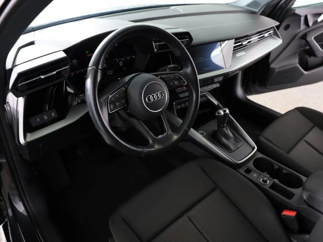 Audi A3 30 TFSI Sedan