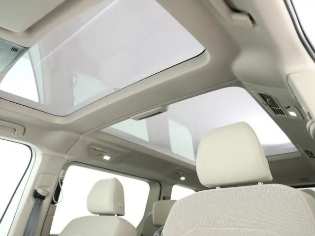 Volkswagen Multivan 2.0 TDI DSG Life T7