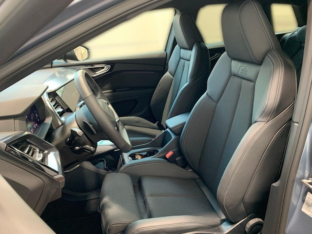 Audi Q4 e-tron Quattro