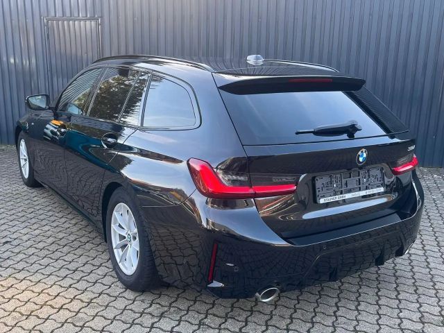 BMW 318 318i M-Sport Touring