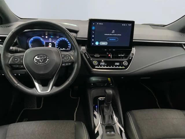 Toyota Corolla Hybride Team D