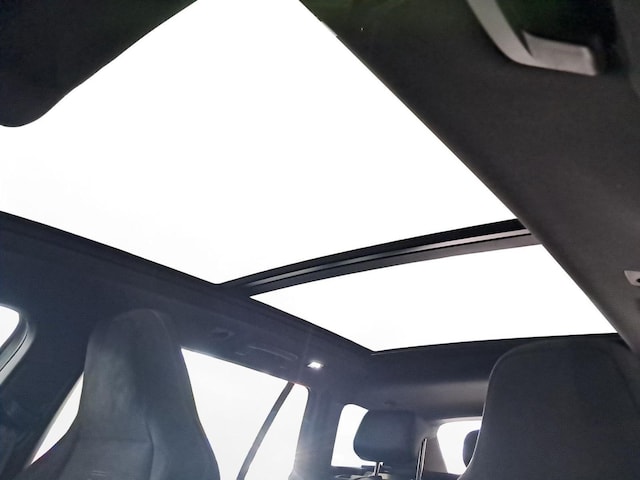 Volkswagen Golf DSG R-Line Variant