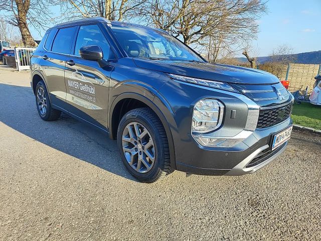 Mitsubishi Outlander PHEV