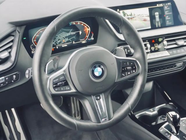 BMW 120 120d M-Sport Sedan xDrive