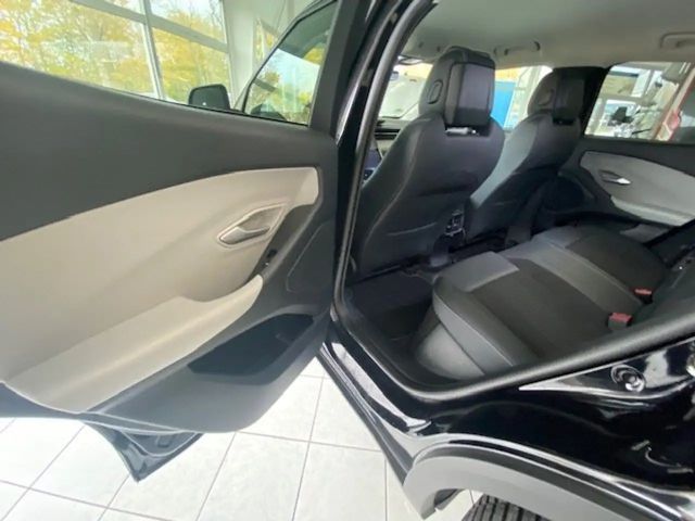 Ford Explorer Extended range RWD