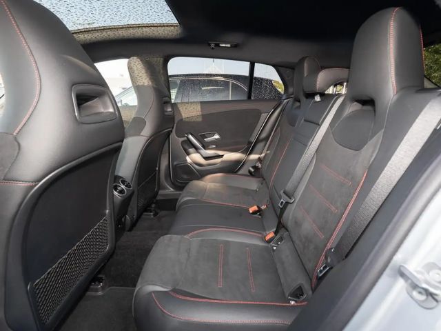 Mercedes-Benz CLA 200 CLA 200 d Shooting Brake