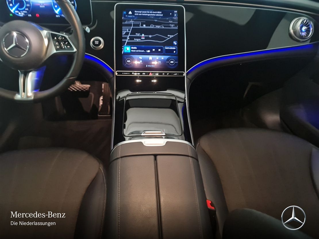 Mercedes-Benz EQE 300 Sedan