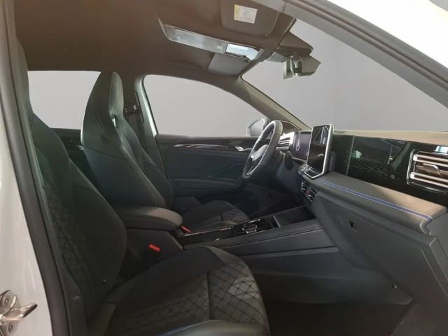 Volkswagen Tiguan R-Line eHybrid