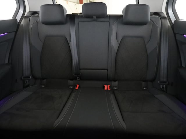 Volkswagen Golf 1.5 eTSI Golf VIII Style