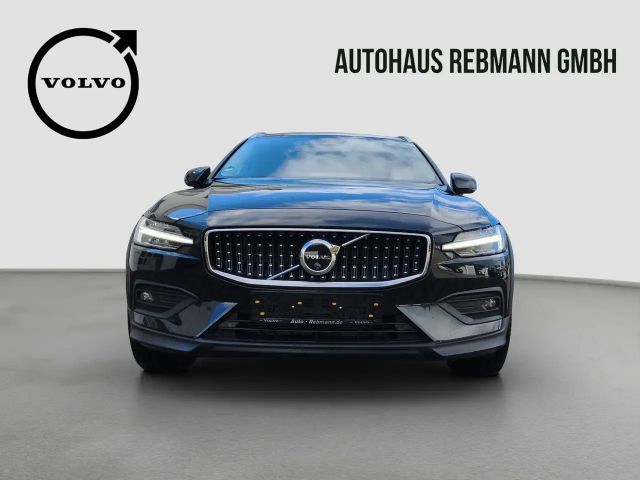 Volvo V60 Cross Country AWD Ultimate