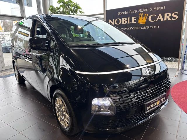 Hyundai Staria Trend