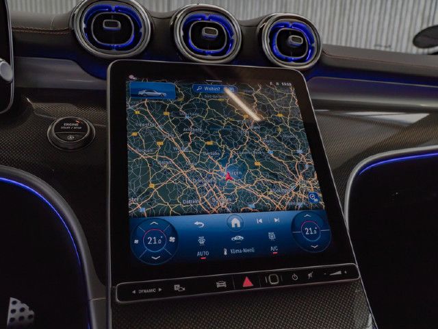 Mercedes-Benz C 200 AMG Line Sedan