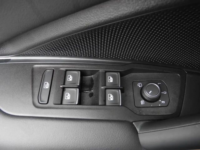 Volkswagen Tiguan 4Motion R-Line