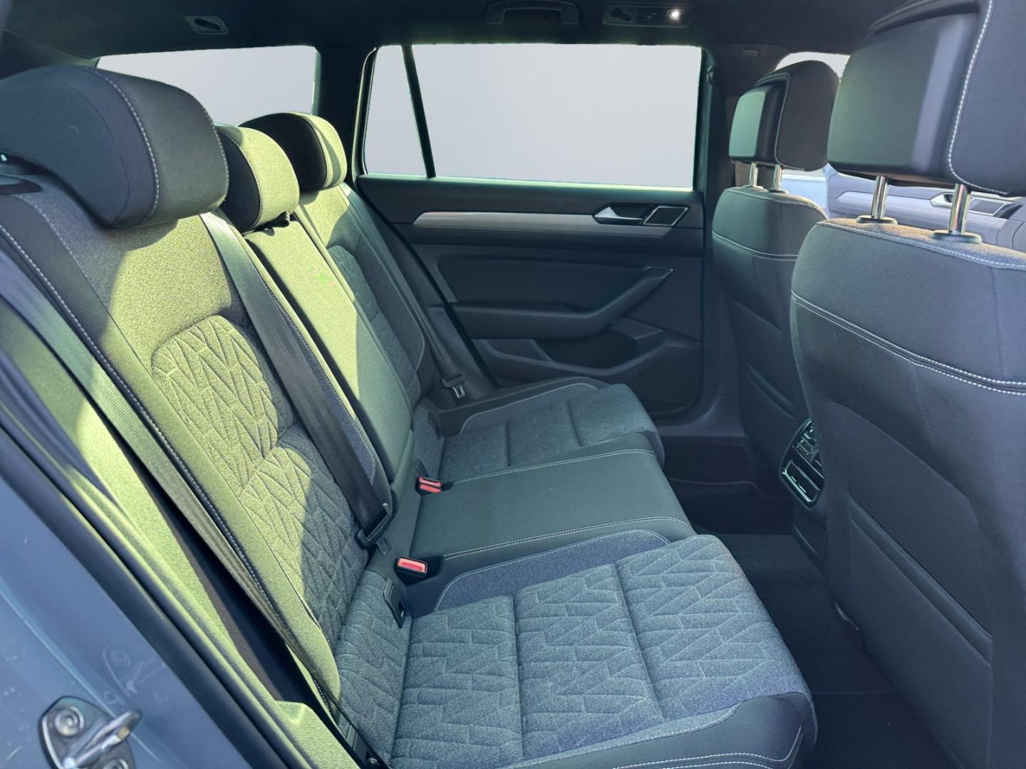 Volkswagen Passat 2.0 TDI Business DSG Variant