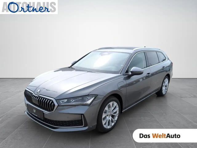 Skoda Superb Selection iV