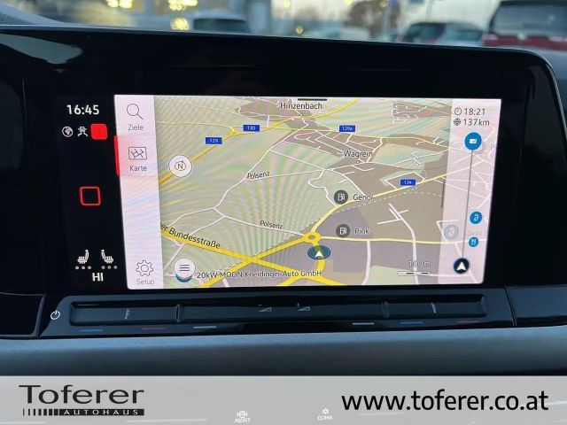 Volkswagen Golf Life Variant