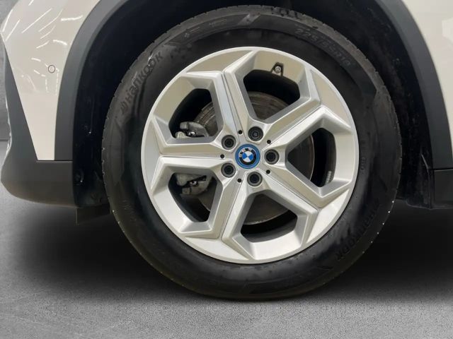BMW iX1 xDrive30