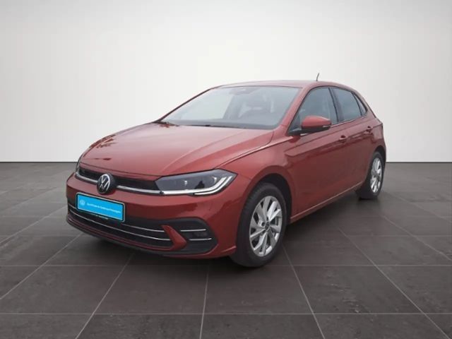Volkswagen Polo 1.0 TSI DSG Style
