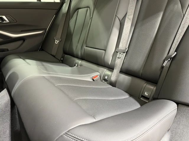 BMW 320 320e Touring