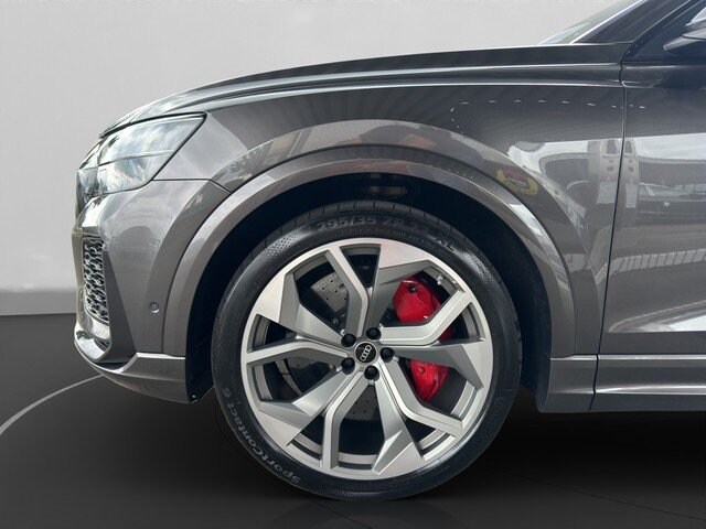 Audi RS Q8 Quattro