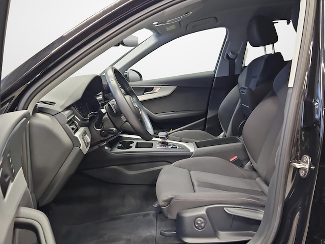 Audi A4 35 TFSI Avant S-Tronic