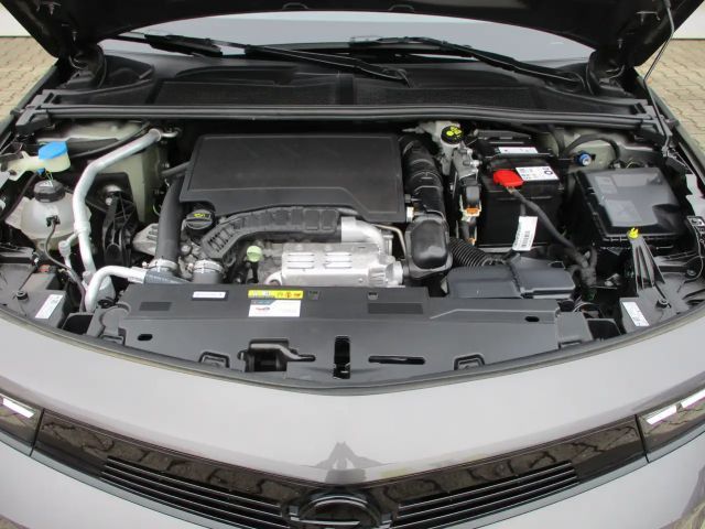 Opel Astra GS-Line Grand Sport