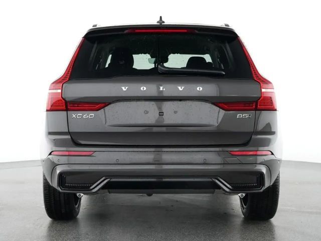 Volvo XC60 AWD Dark Plus