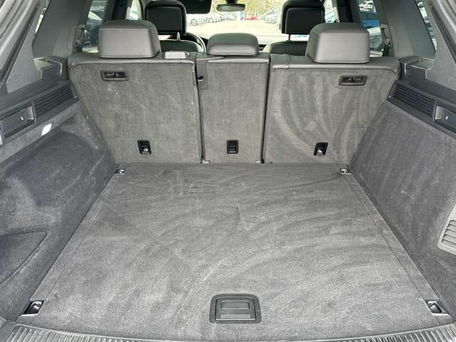 Volkswagen Touareg 4Motion R-Line