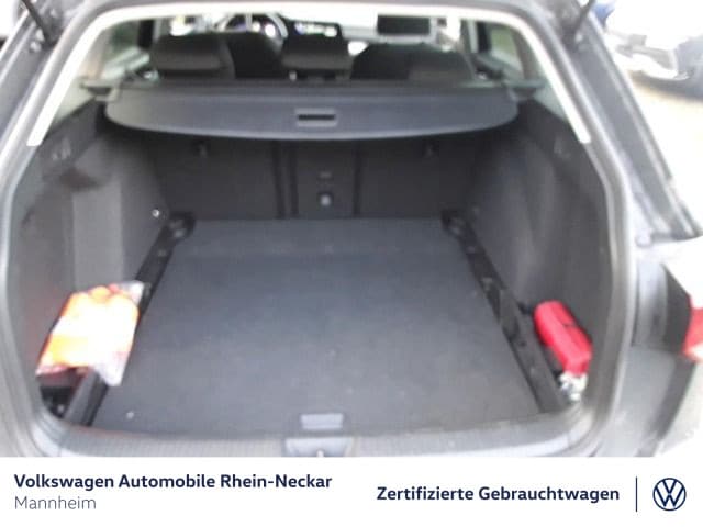 Volkswagen Golf 2.0 TDI DSG Life Variant