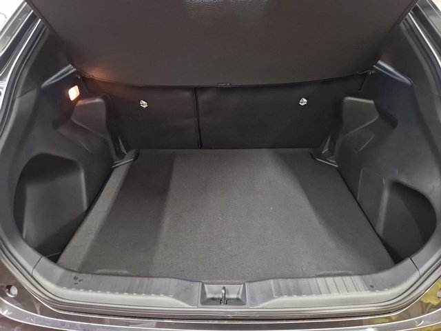 Toyota Yaris Cross 4x2 5-deurs Plus