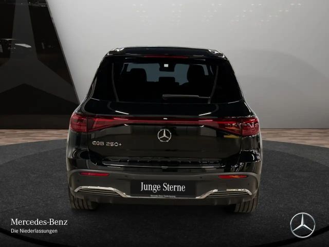 Mercedes-Benz EQB 250 AMG Line