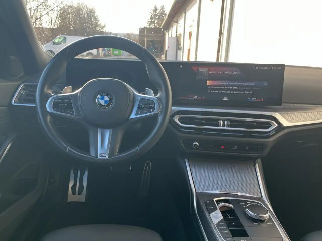 BMW 320 320d M-Sport Sedan