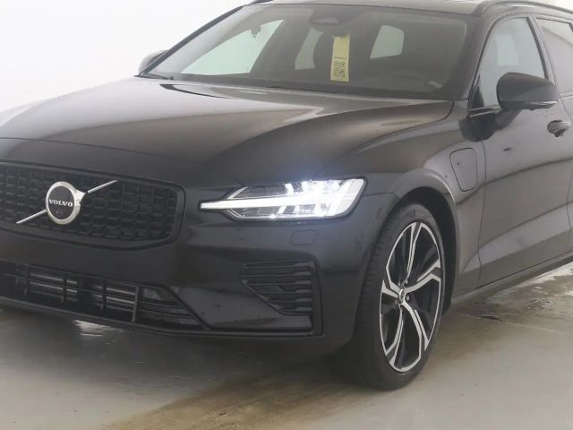Volvo V60 AWD Dark Plus T6