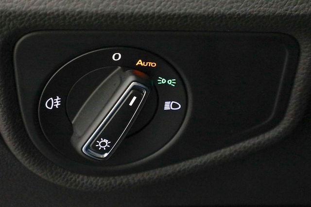 Volkswagen Touran 1.5 TSI DSG