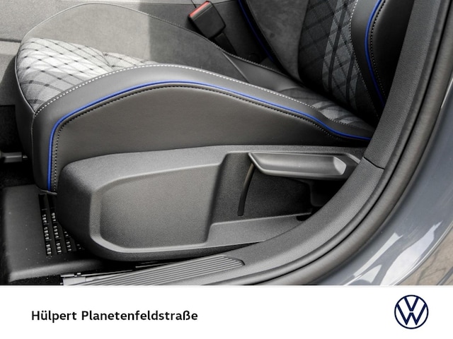 Volkswagen Golf DSG R-Line