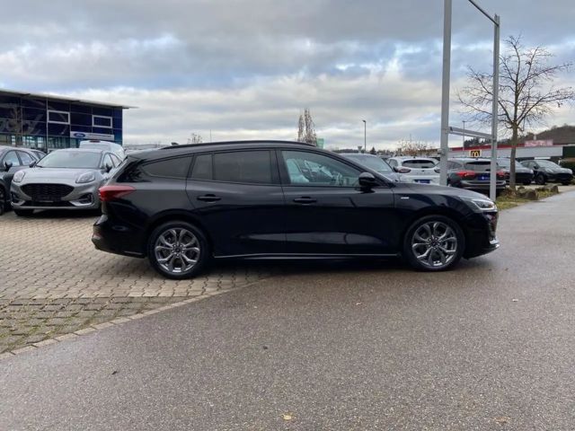 Ford Focus ST Line Wagon
