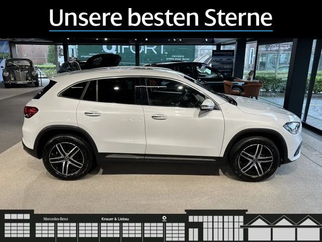 Mercedes-Benz GLA 200 Progressive
